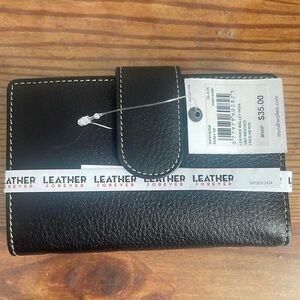 Mundi Leather Black Wallet